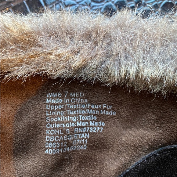 Dana Buchman boots. - Picture 7 of 8